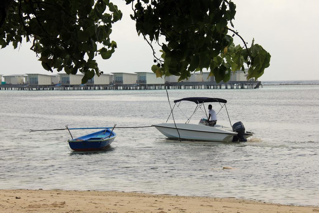 Rip Tide Vacation Inn, K.Guraidhoo Guraidhoo  Exterior photo